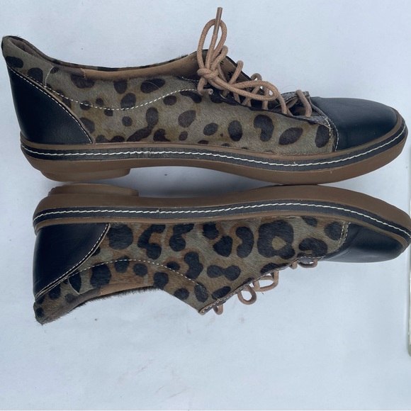 L'Artiste by Spring Step Libbi Leopard Oxford - Picture 4 of 6